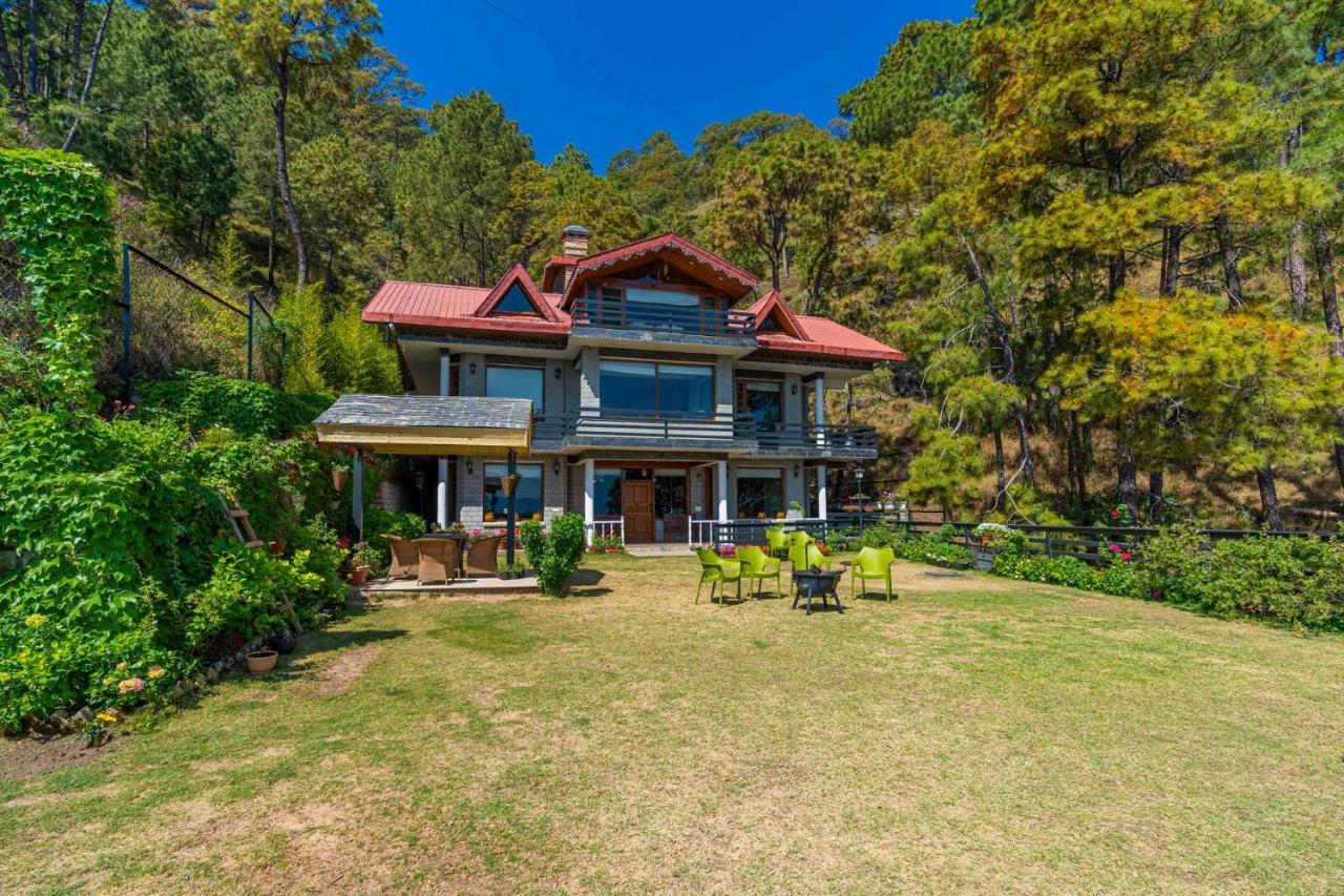 Stayvista At Floradale W Jacuzzi & Wood-Fire Pizza Kasauli Ngoại thất bức ảnh