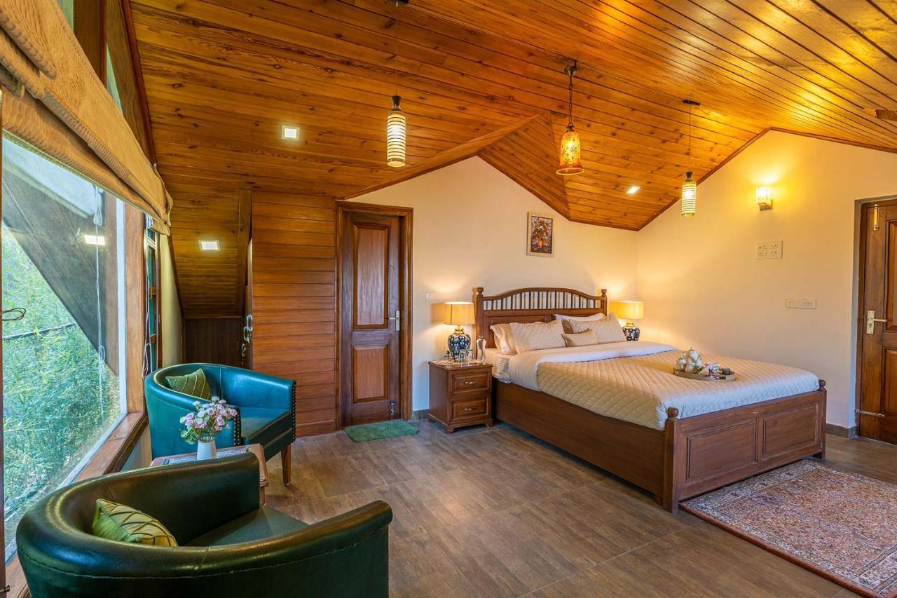 Stayvista At Floradale W Jacuzzi & Wood-Fire Pizza Kasauli Ngoại thất bức ảnh
